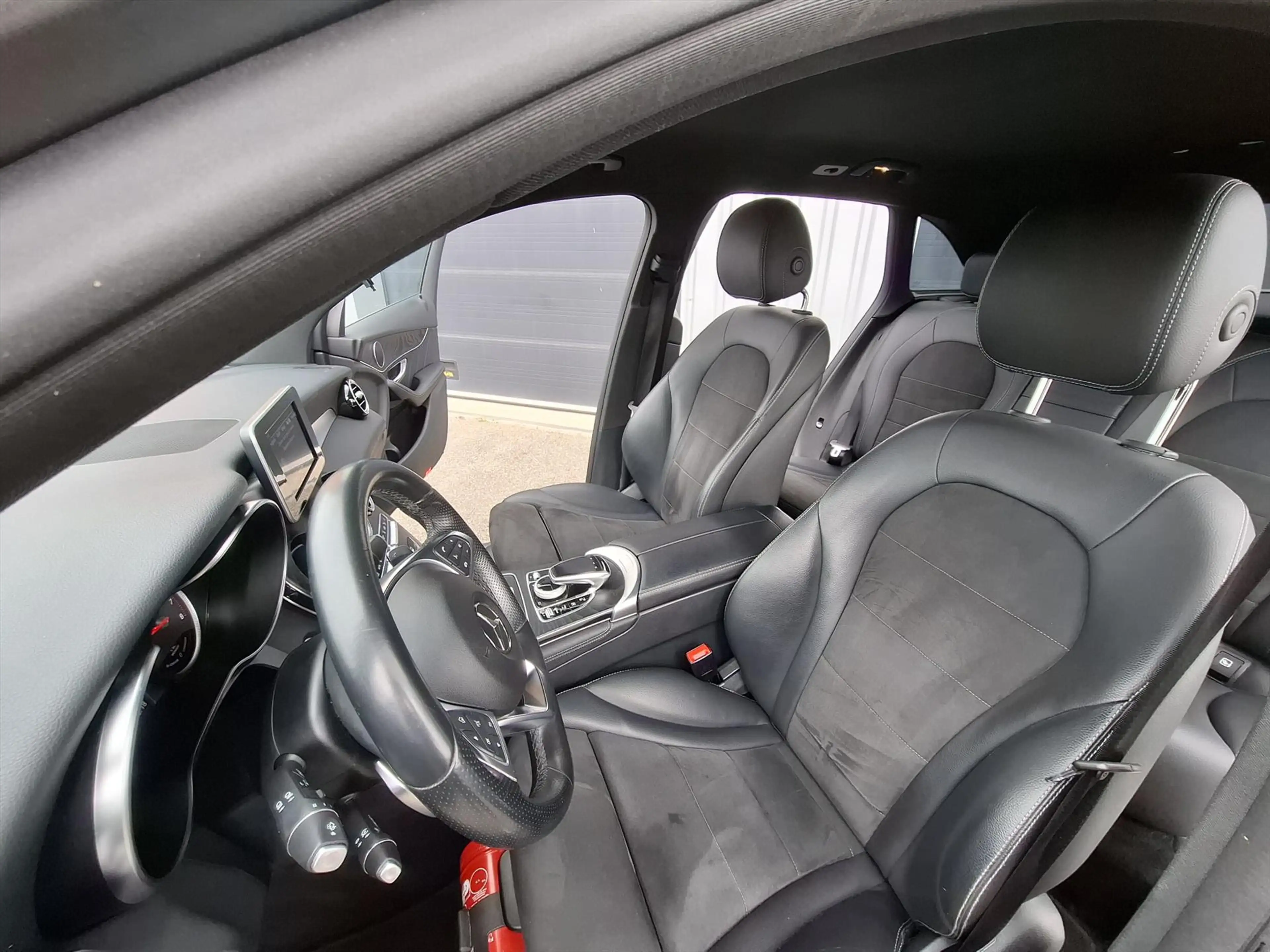 Mercedes-Benz GLC 350 e Plug-in Hybrid 327pk 4MATI — photo 12
