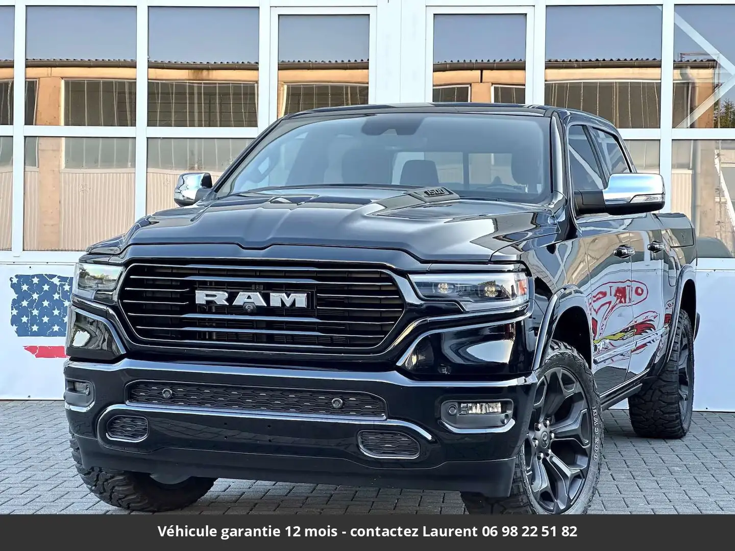 Dodge RAM Limited RAMBOX 12P 5.7L 4x4 Tout compris hors homo Noir - 1