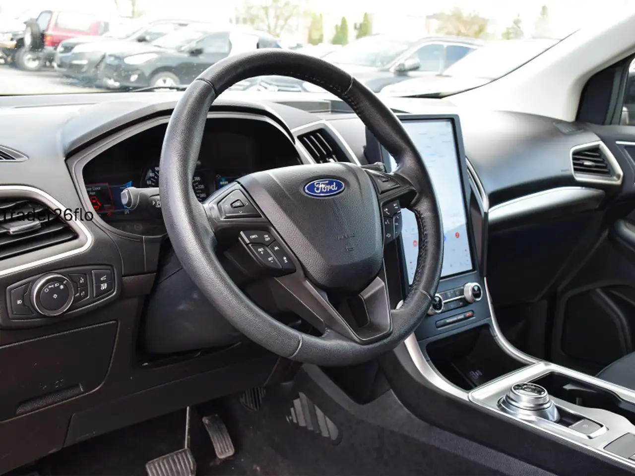Ford Edge снимка Ford Edge