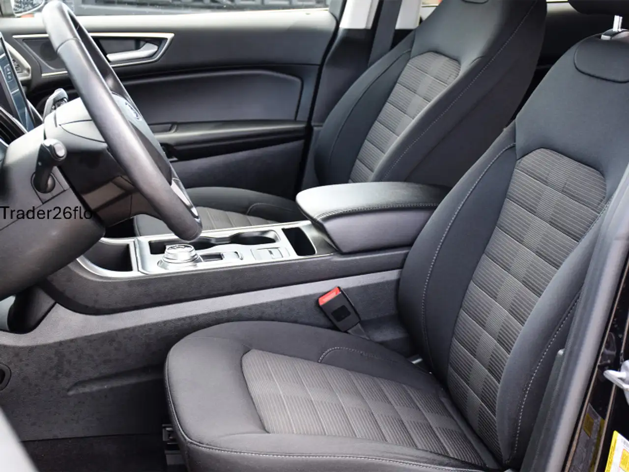 Ford Edge снимка Ford Edge