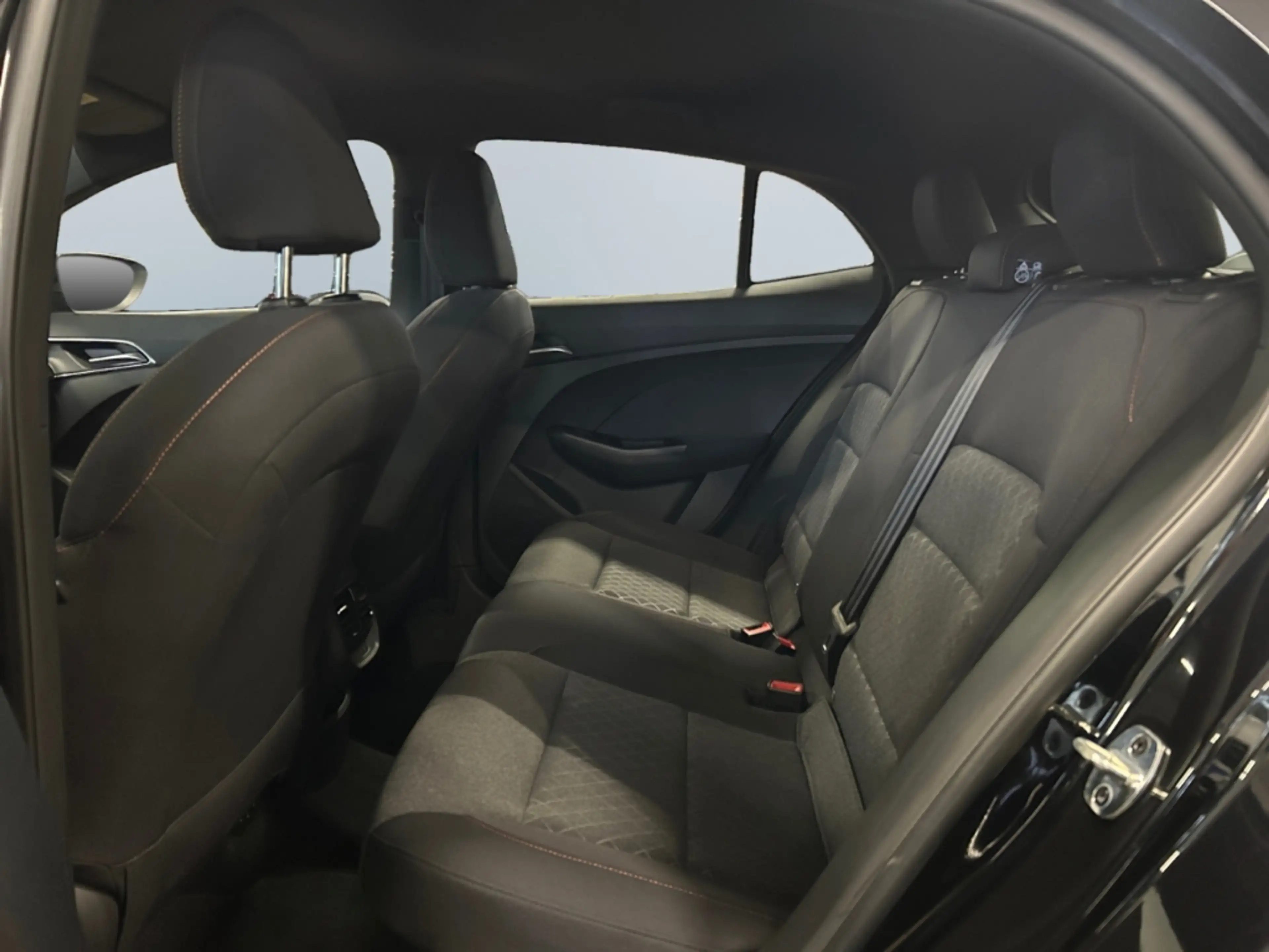 MG MG3 1.5 Hybrid+ Comfort *Digi CP*ACC*Kamera*PDC* — photo 15
