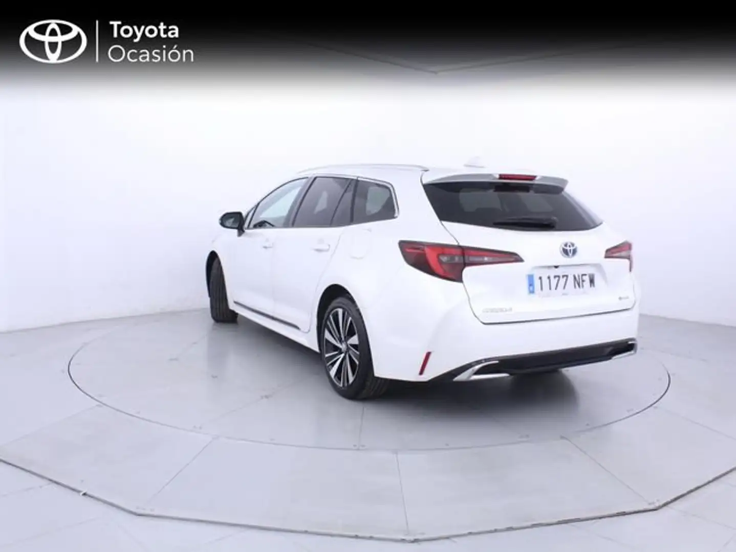 Toyota Corolla Touring Sports 200H Style Blanco - 2