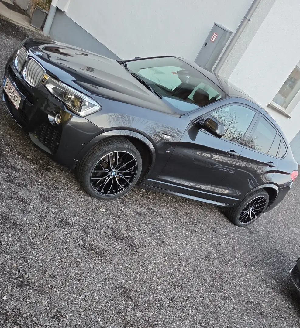 BMW X4 M xDrive 30d Sport Aut. Grau - 1