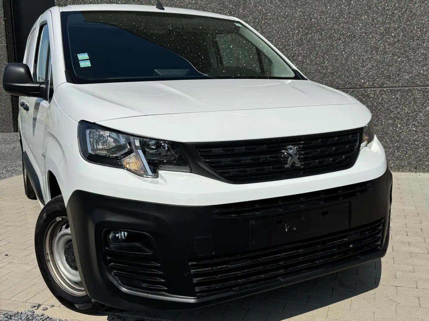 Peugeot Partner Partner 1.5 HDI BTW-WAGEN-GPS-SENSOREN-CARPLAY Blanc - 2