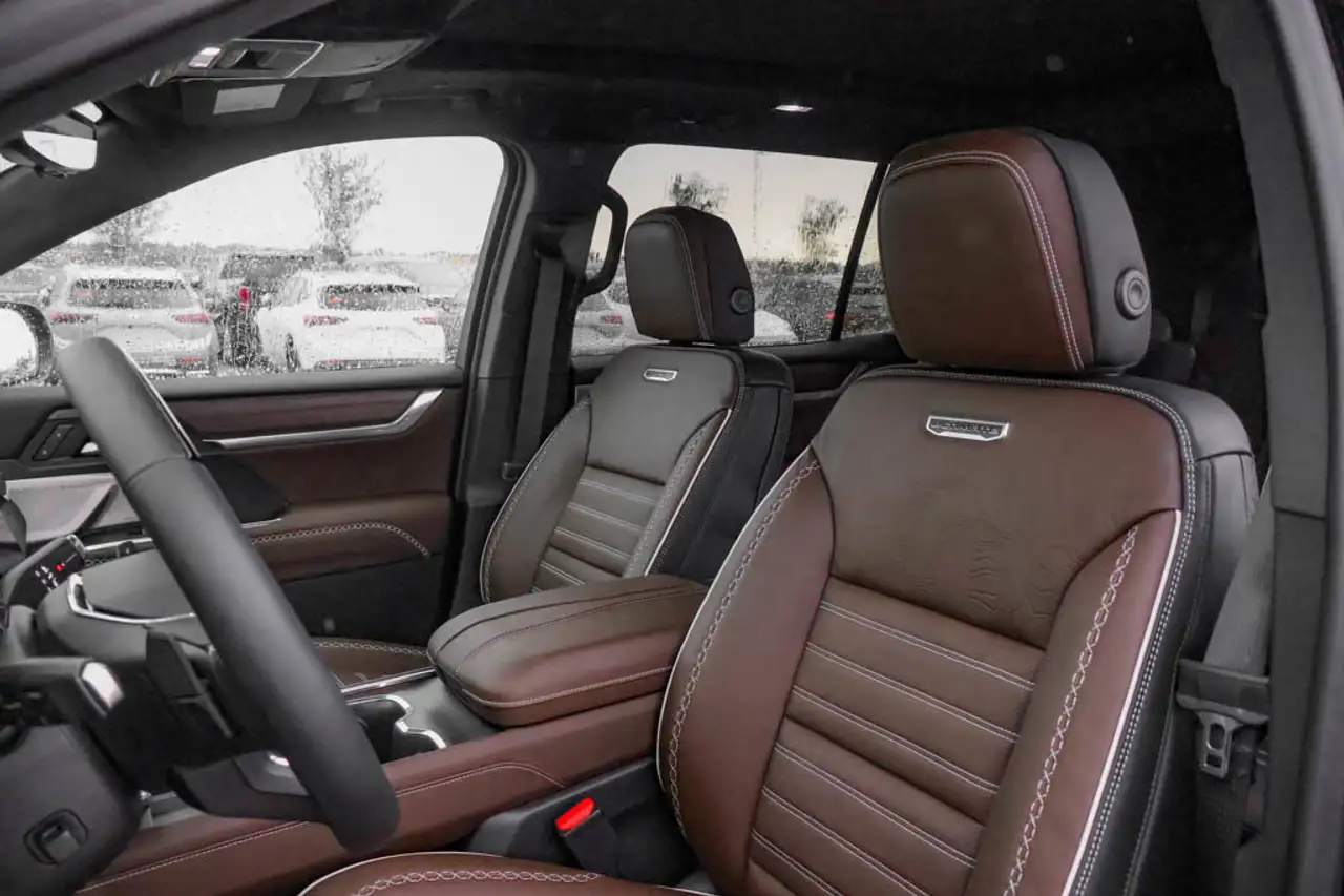 GMC Acadia снимка GMC Acadia