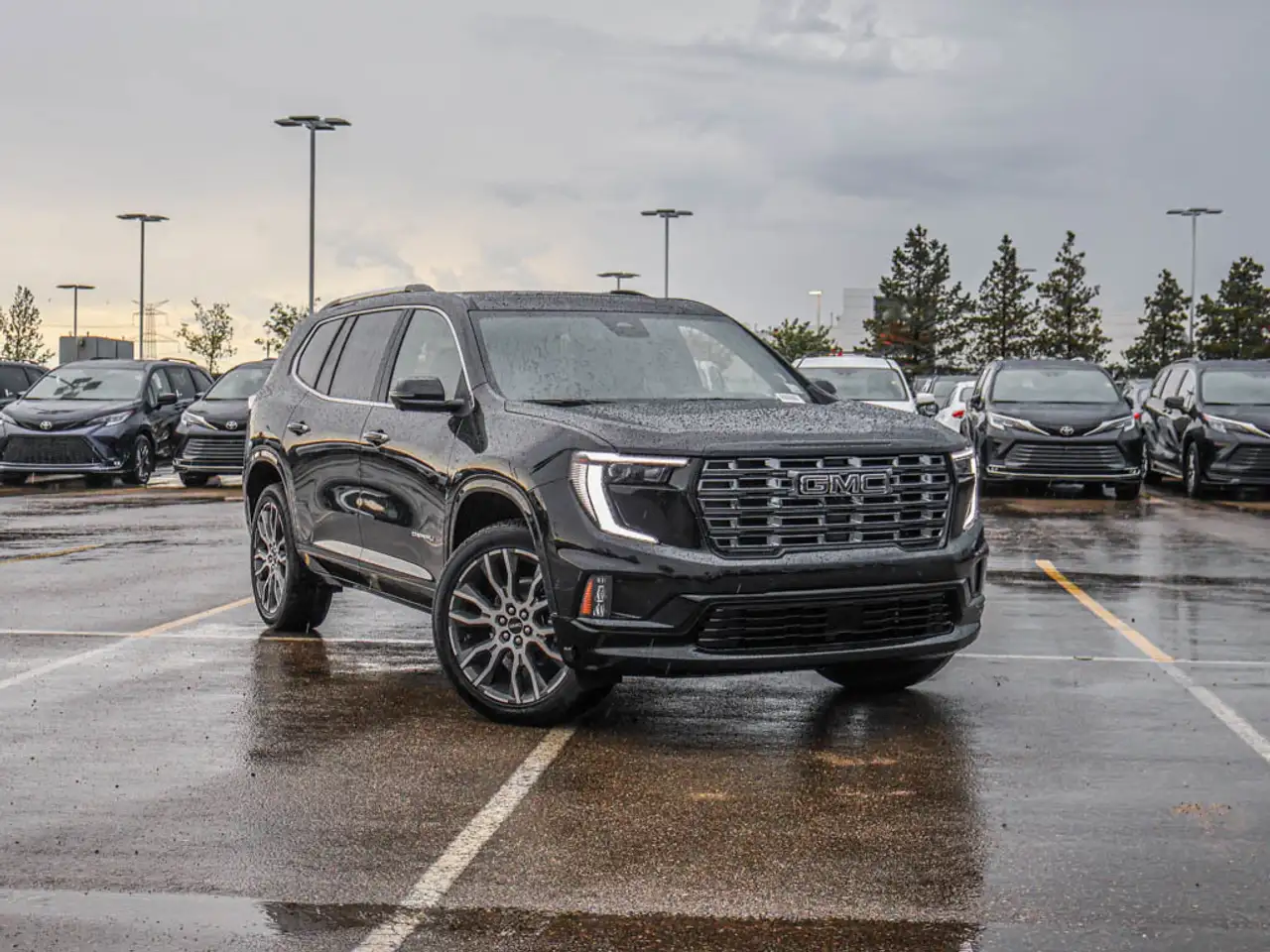 GMC Acadia снимка GMC Acadia