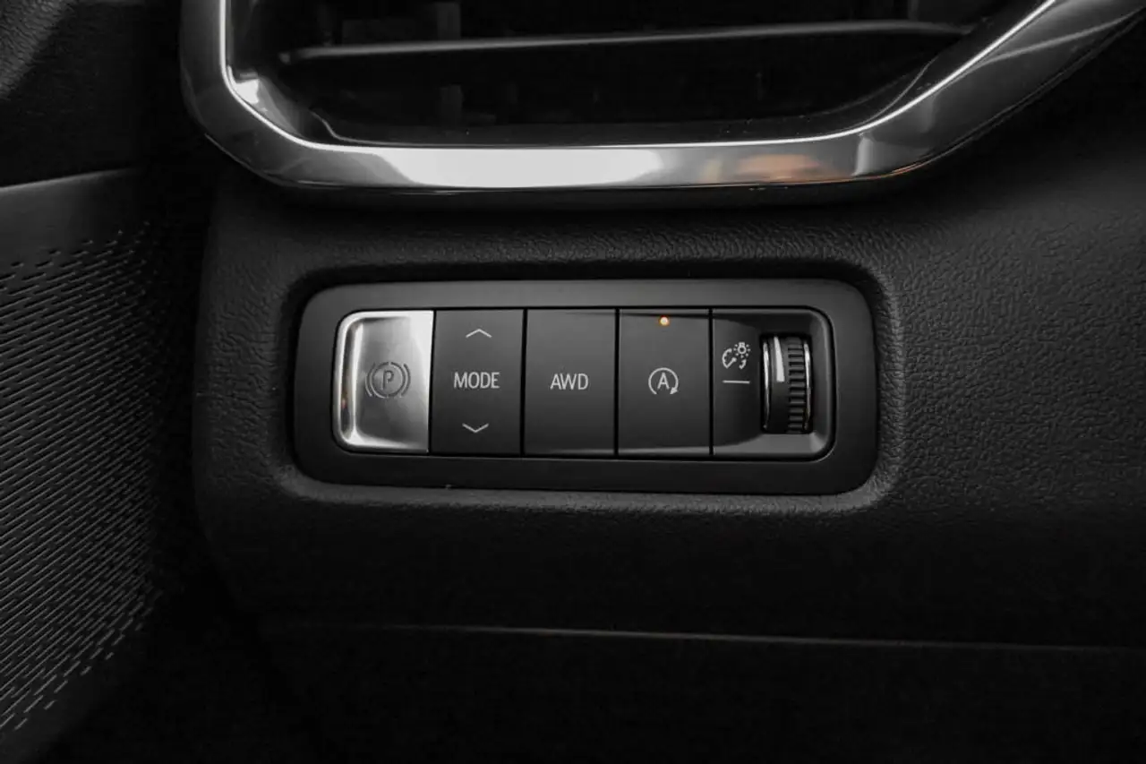 GMC Acadia снимка GMC Acadia