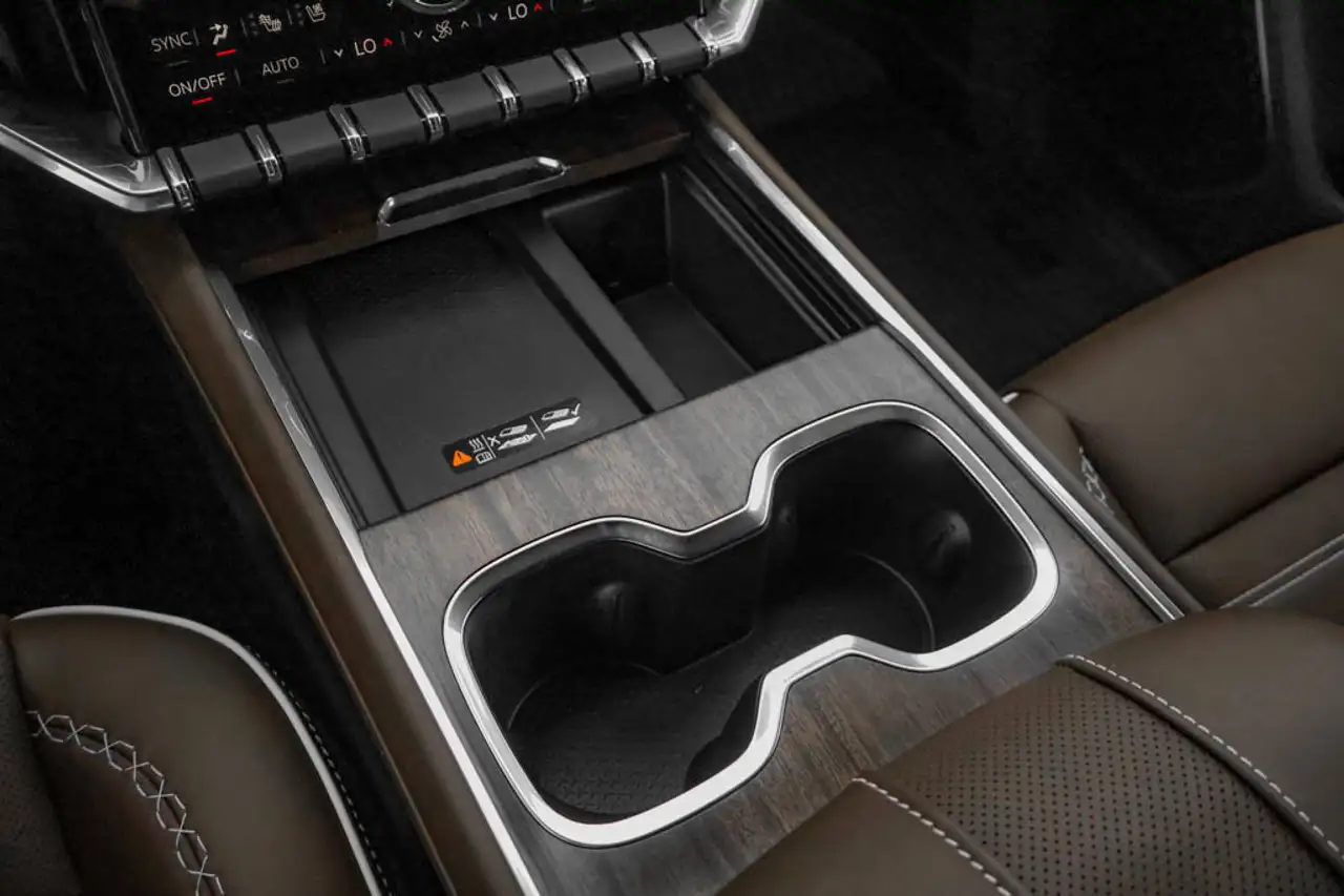 GMC Acadia снимка GMC Acadia