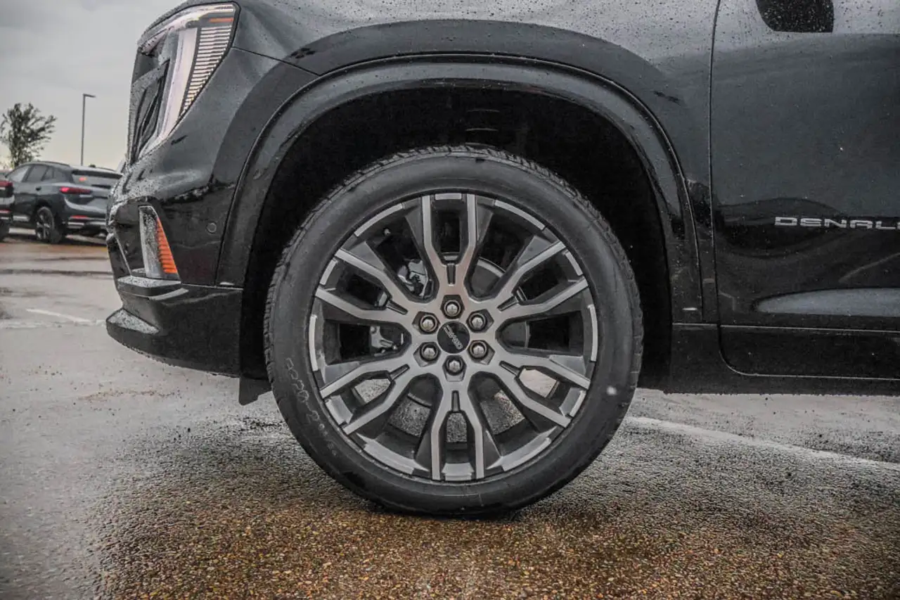 GMC Acadia снимка GMC Acadia