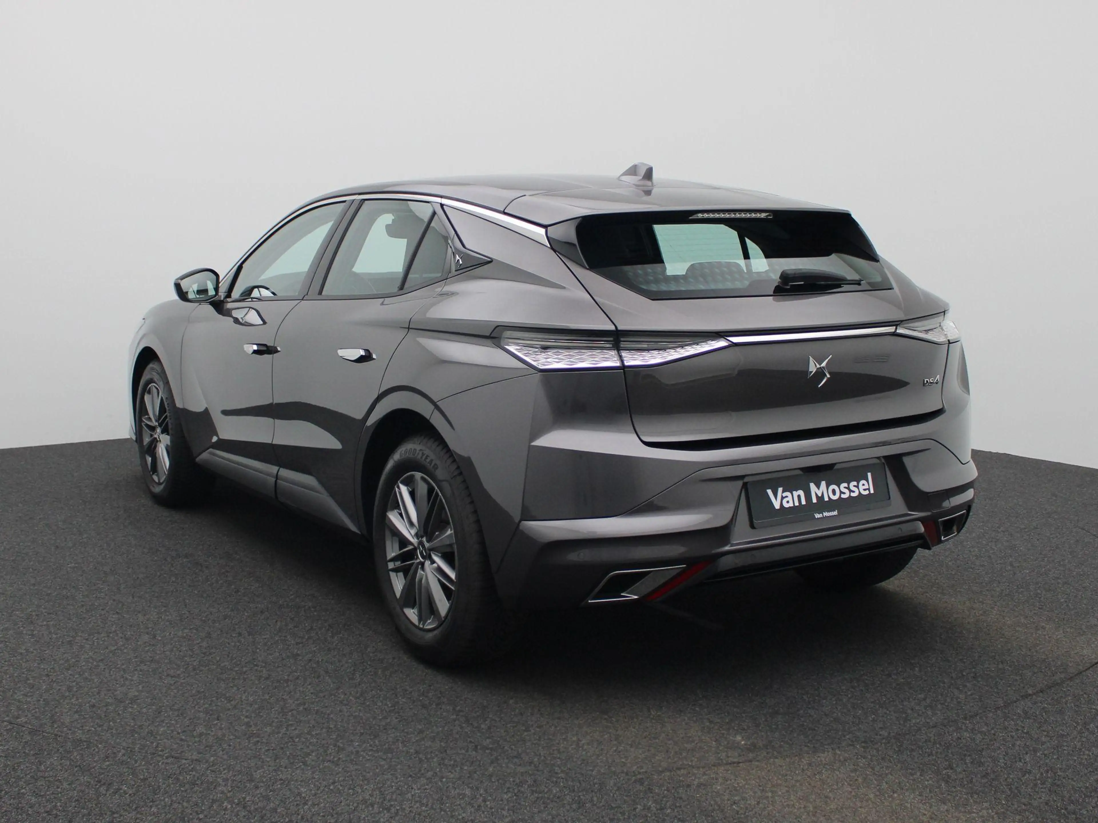 DS Automobiles DS 4 PureTech 130 Automatic Bastille + NAVI | CAMERA | — photo 2