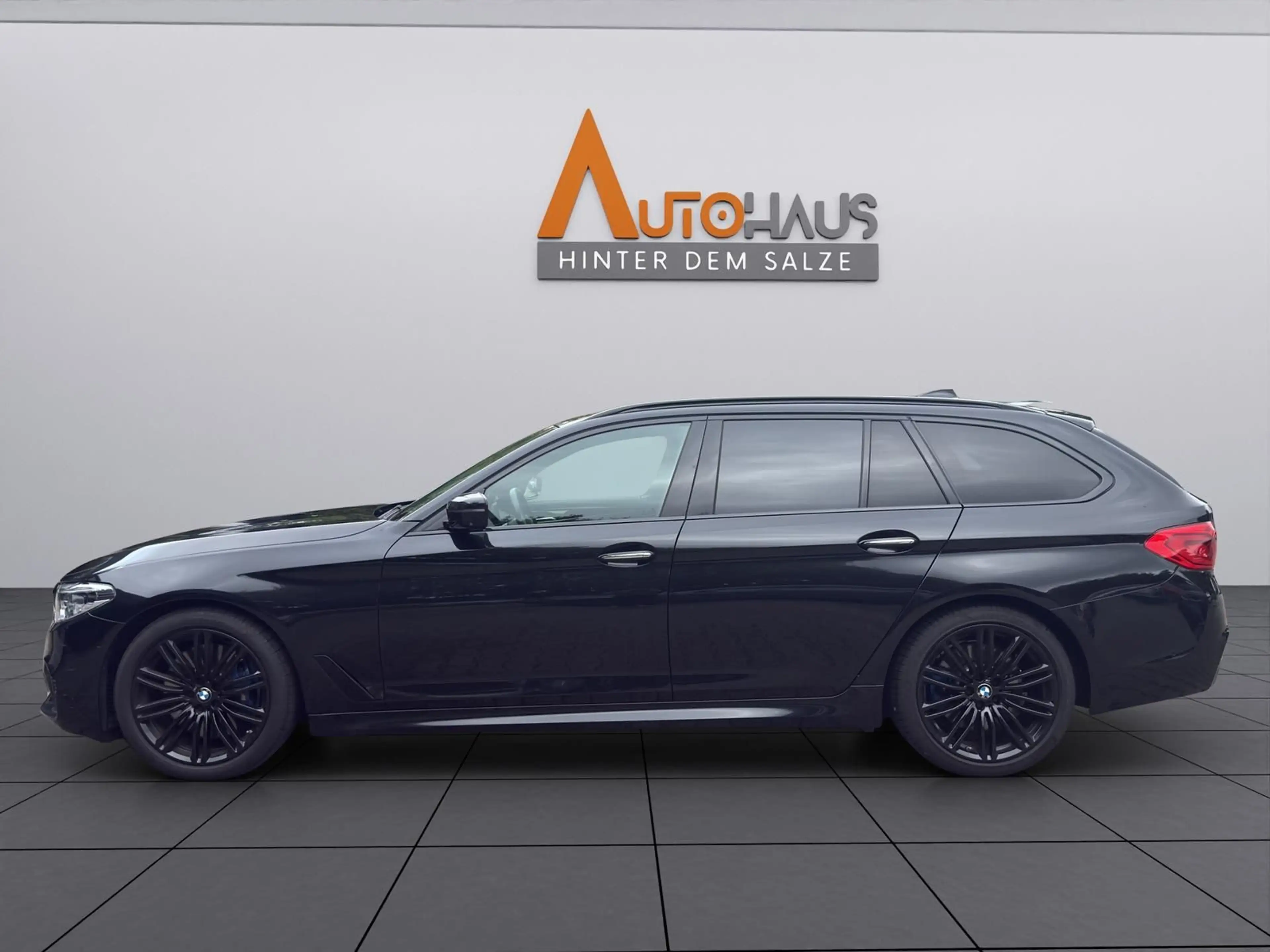 BMW 540 i xDrive M Sport |HUD|NAVI|AHK|KAM|LM — photo 3