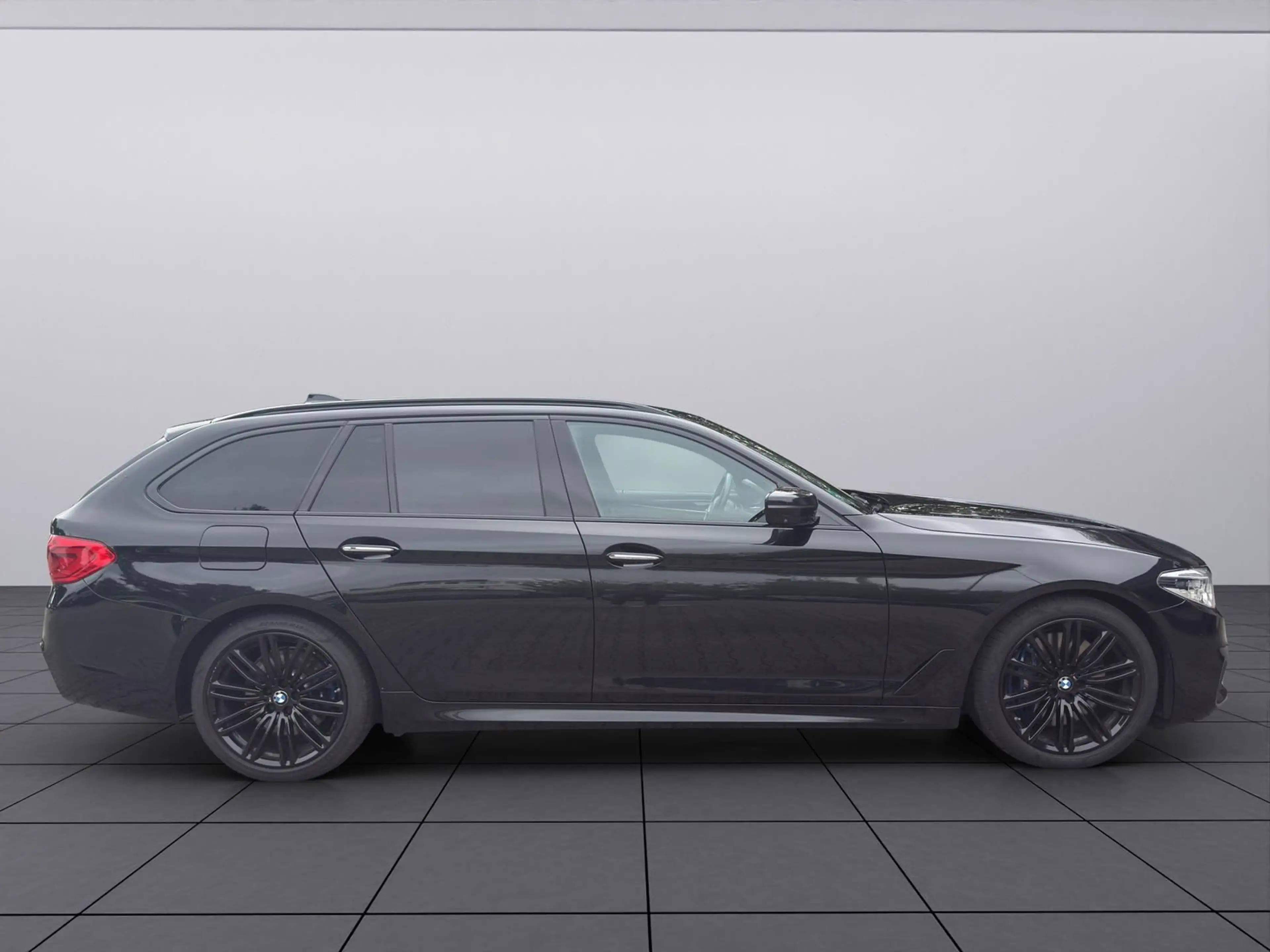 BMW 540 i xDrive M Sport |HUD|NAVI|AHK|KAM|LM — photo 7