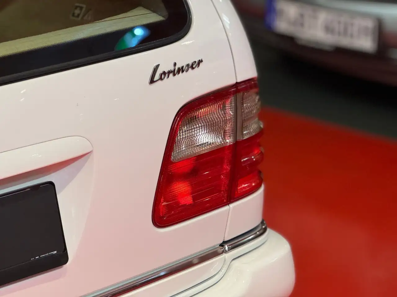 Mercedes-Benz E 320 T/ 3,2 V6 224PS/LORINSER/2.HAND/TOPZUSTAND, foto 2