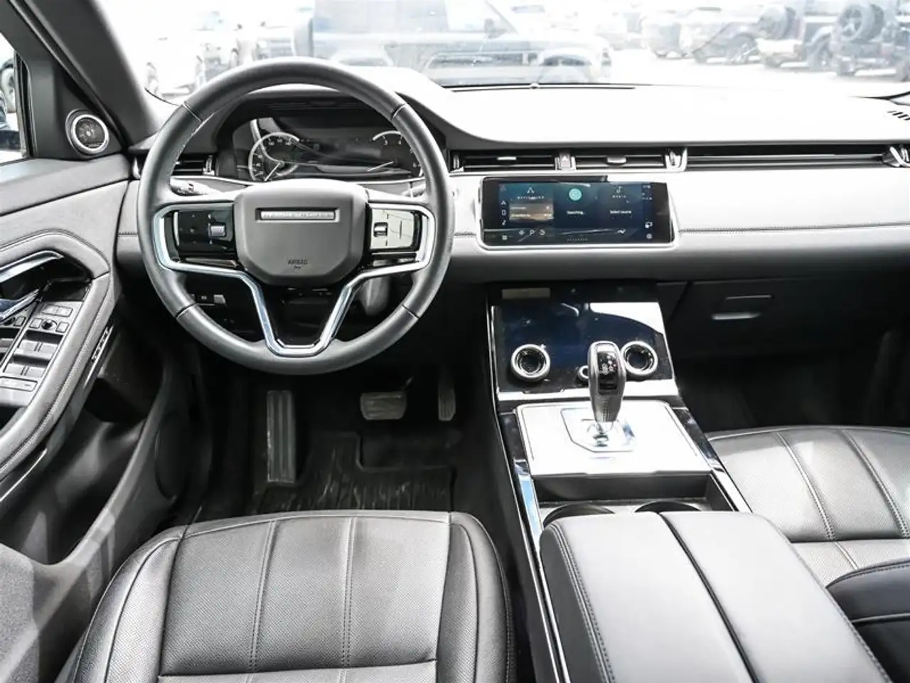 Land Rover Range Rover Evoque снимка Land Rover Range Rover Evoque