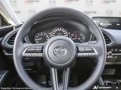 Mazda 3 снимка Mazda 3