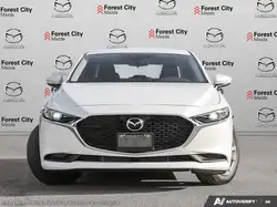 Mazda 3 снимка Mazda 3