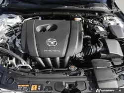 Mazda 3 снимка Mazda 3