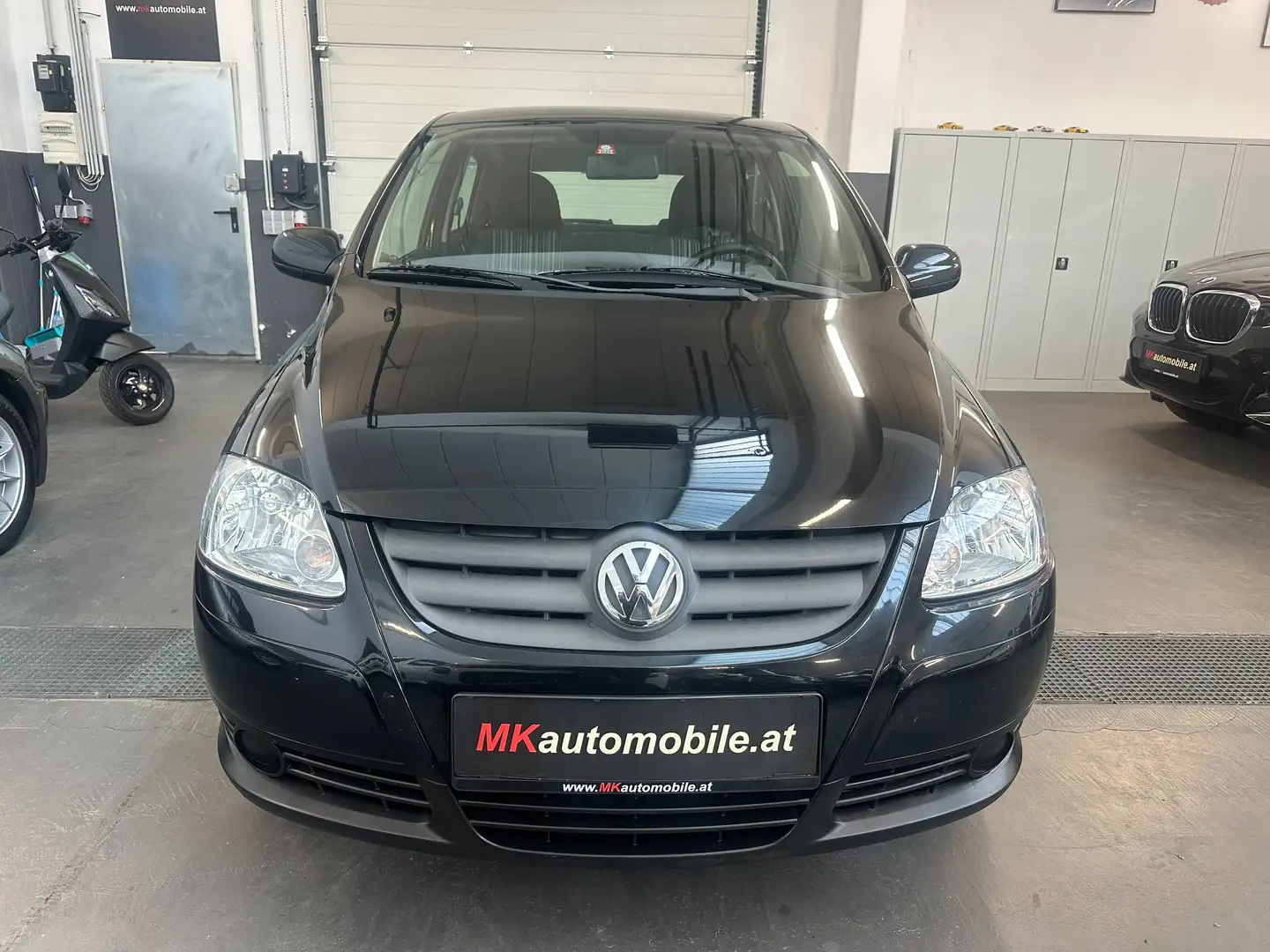 Volkswagen Fox Basis * KLIMA * Schwarz - 2