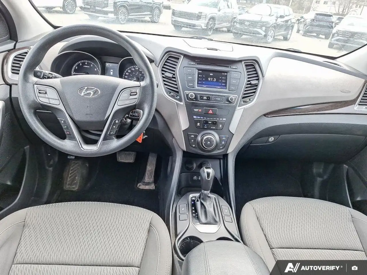 Hyundai SANTA FE снимка Hyundai SANTA FE