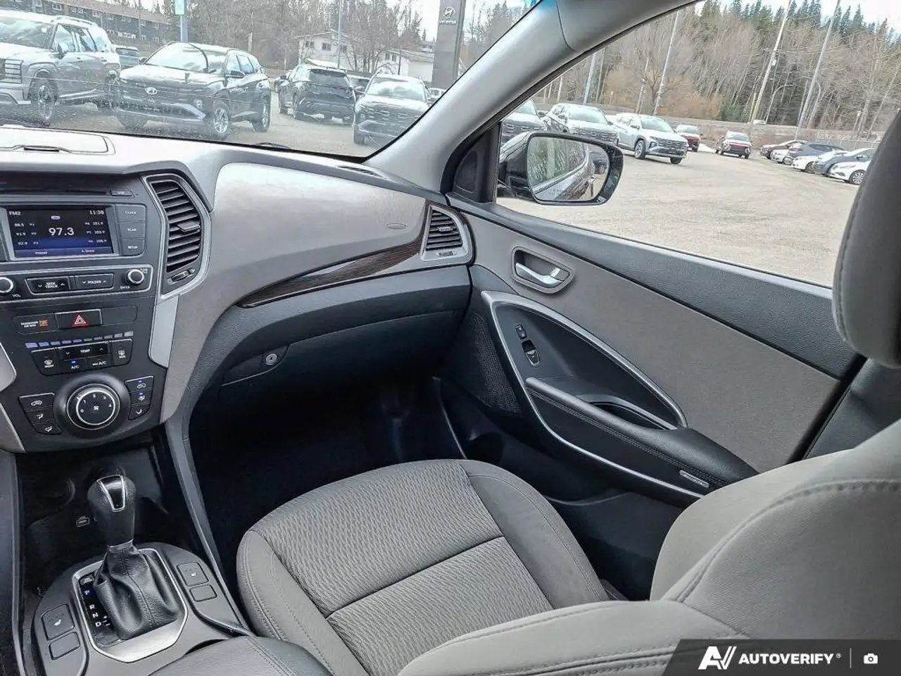 Hyundai SANTA FE снимка Hyundai SANTA FE