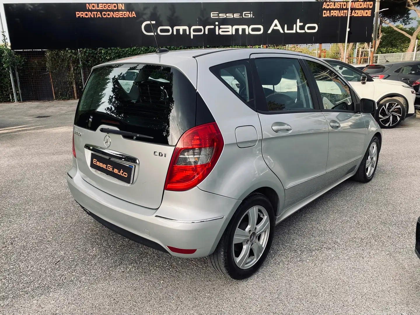 Mercedes-Benz A 180 Avantgarde **VED.NOTE** Argent - 2