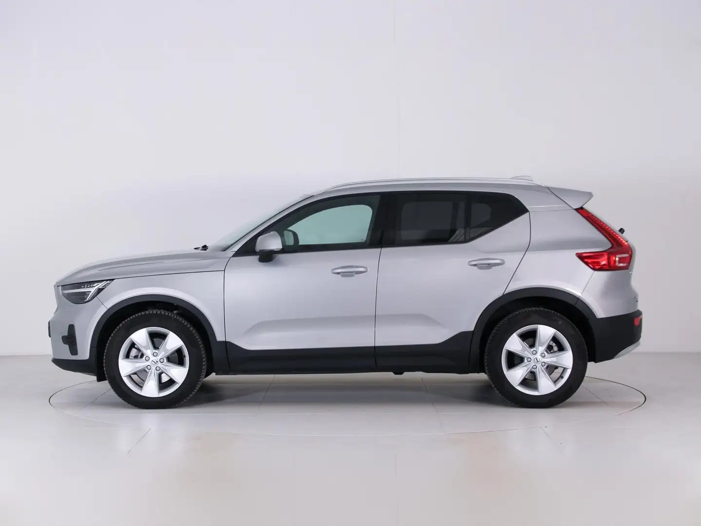 Volvo XC40 XC40 B3 163CV AUT CORE Argento - 2