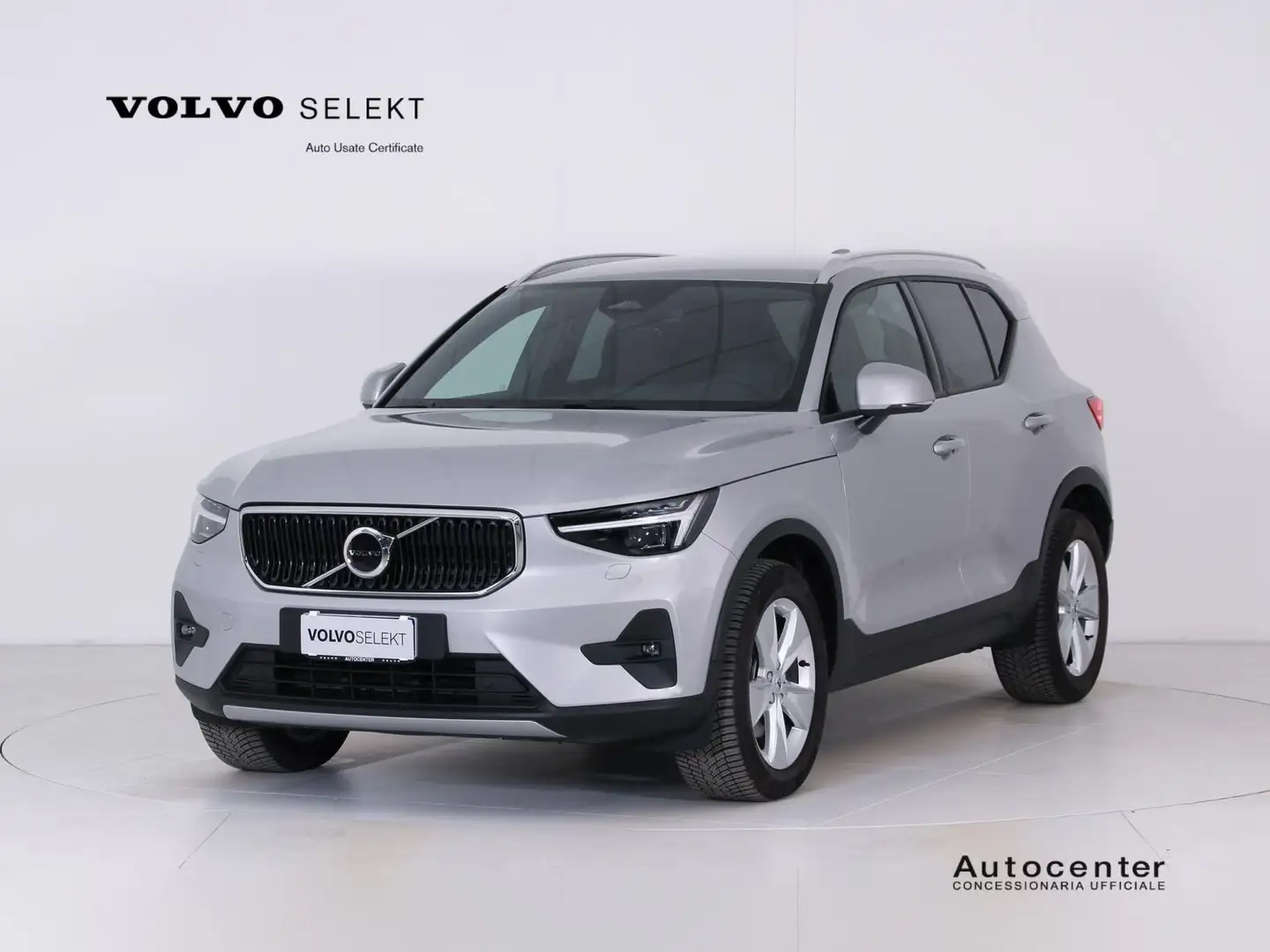 Volvo XC40 XC40 B3 163CV AUT CORE Argento - 1