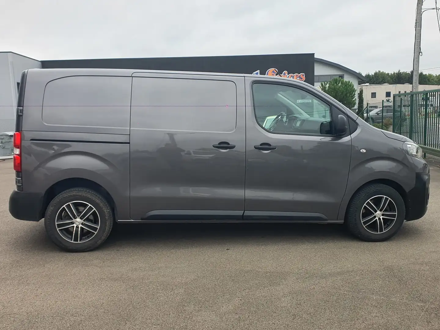 Peugeot Expert 1.6 HDi ° 3 PLACES °CLIM ° GPS °EURO6B Gris - 2
