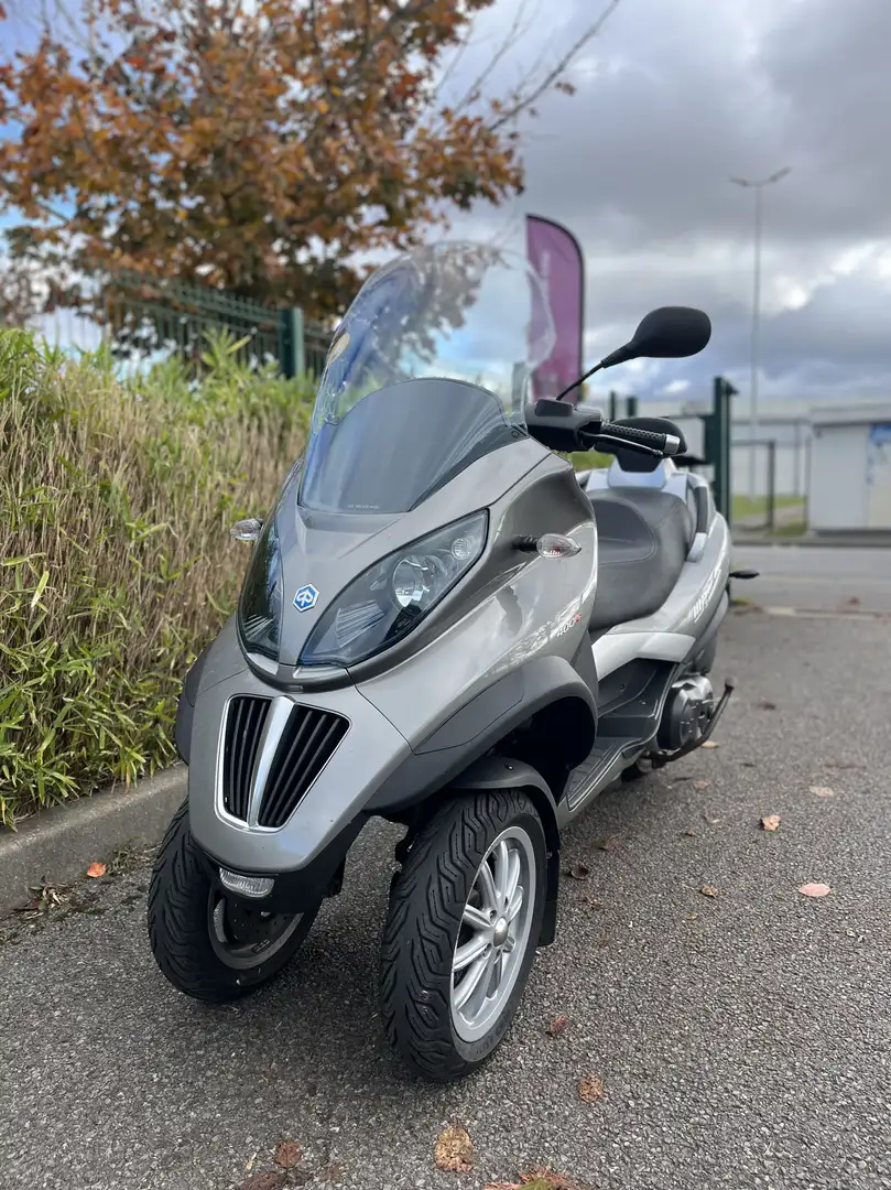 Piaggio MP3 400 - 1