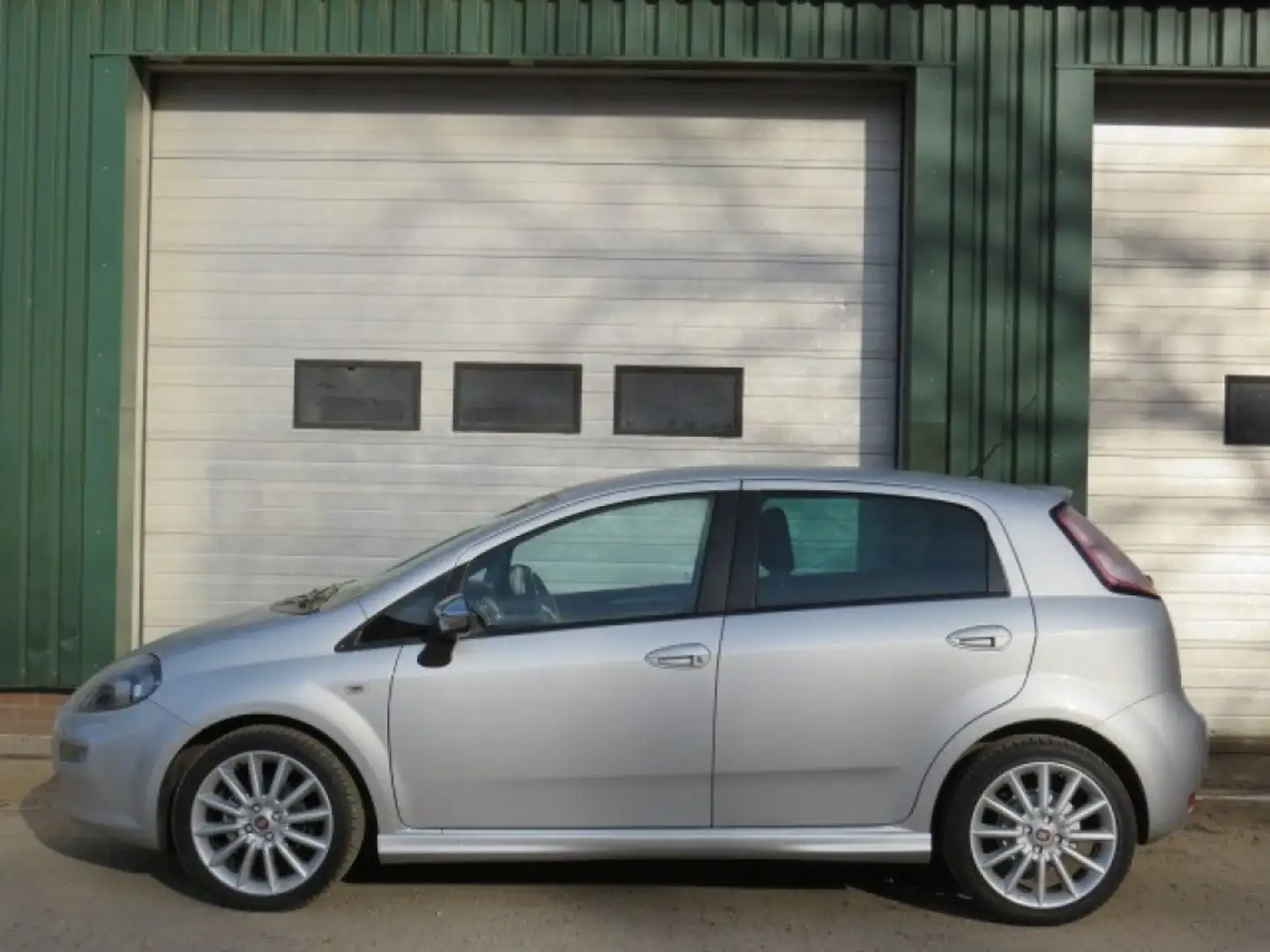 Fiat Punto 0.9 TWINAIR SPORT Grey - 1