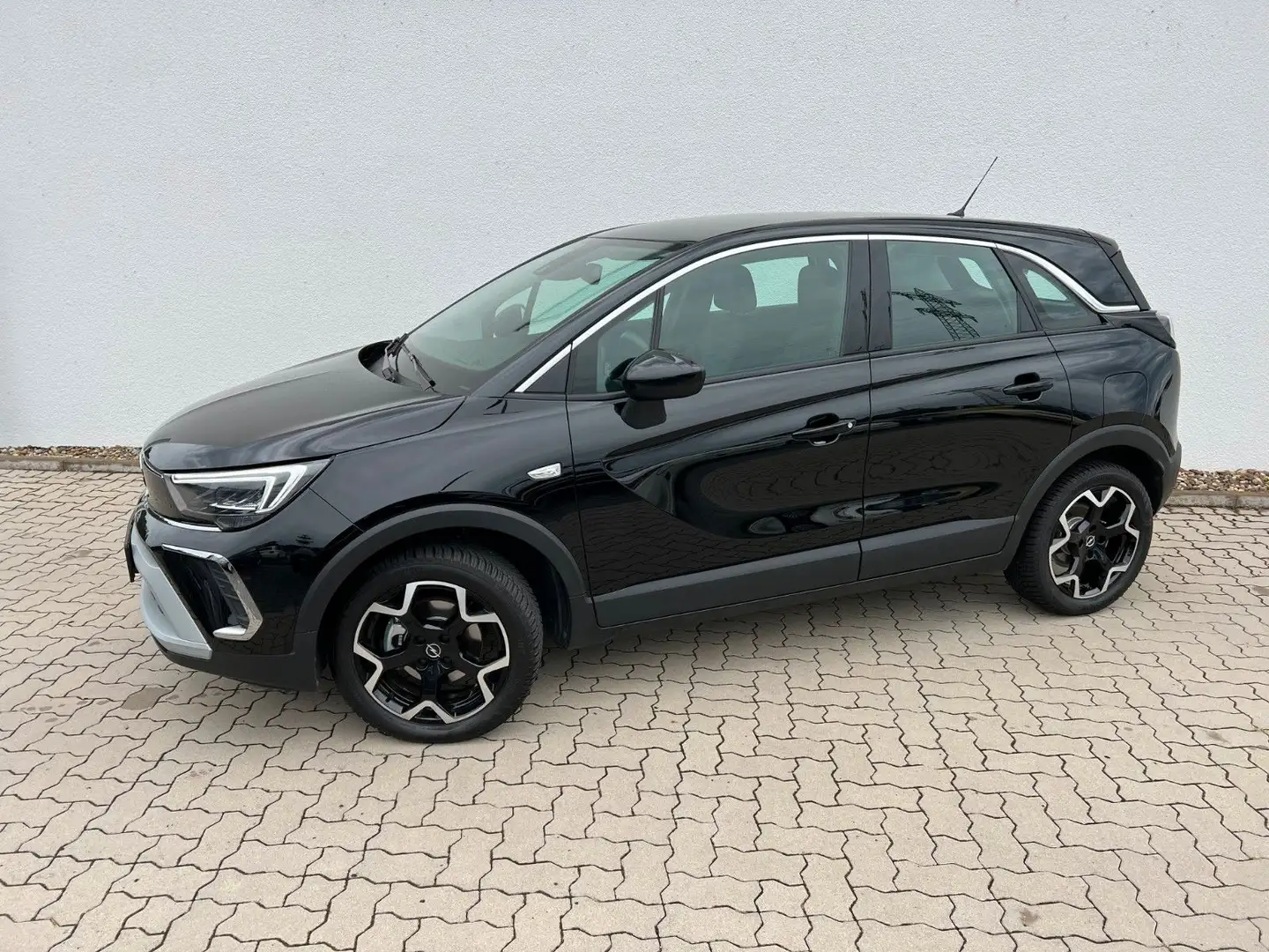 Opel Crossland X Crossland 1.2 130PS Elegance Automatik+AHK+NAVI Negro - 2
