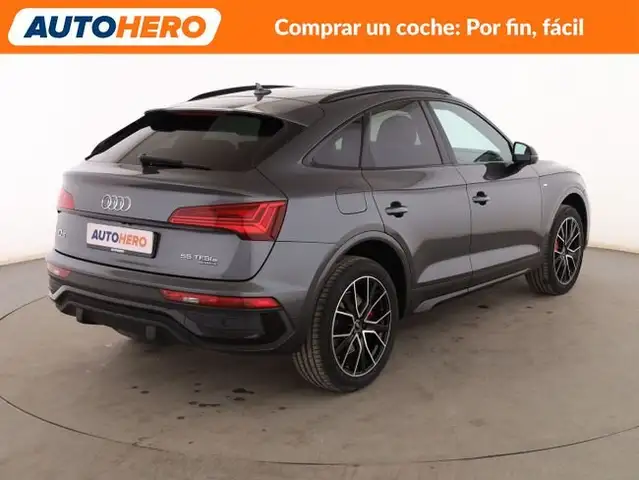 Audi Q5 view 6