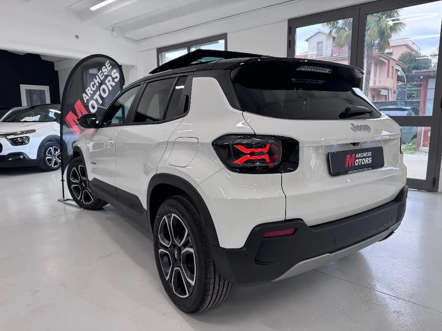Jeep Avenger 1.2 Turbo Summit Wit - 2