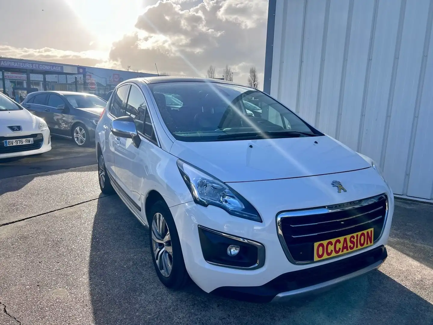 Peugeot 3008 1.6 HDI 115CH BVM6 ALLURE PACK / DISTRIBUTION NEUVE / 4 PNEUS NEUFS /PAS ADBLUE Weiß - 2