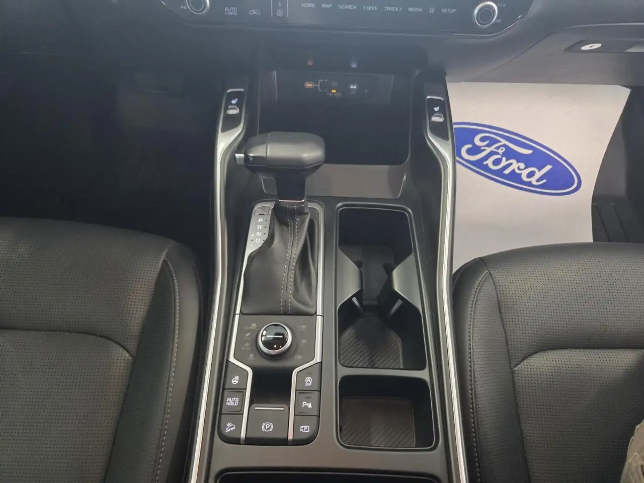 Kia Sorento снимка Kia Sorento