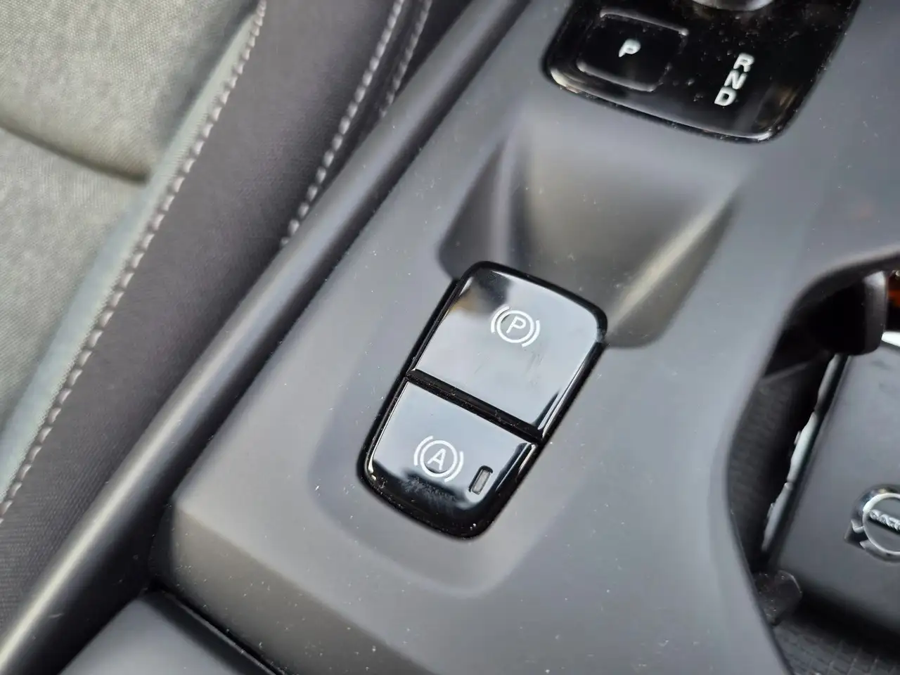 Volvo XC40 Core 2WD/Navi/Kamera/LEDs/Garantie/1.Hand, миниатюра 20