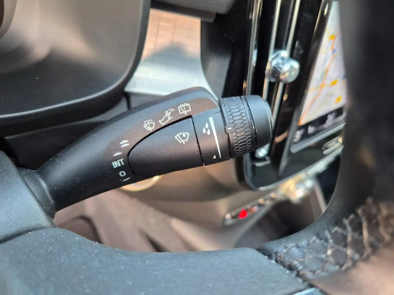 Volvo XC40 Core 2WD/Navi/Kamera/LEDs/Garantie/1.Hand, миниатюра 27