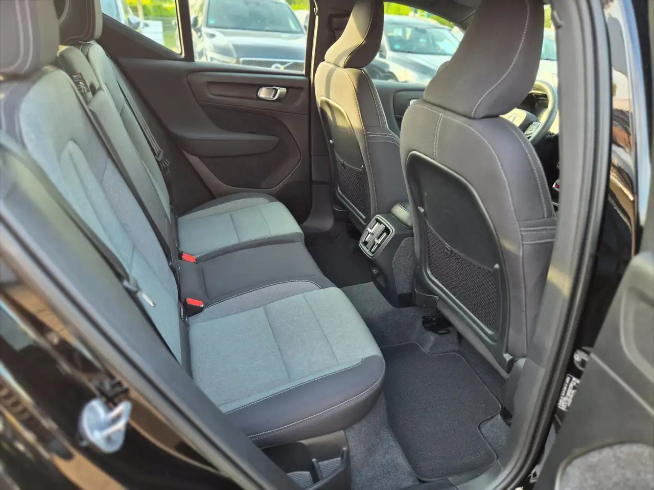 Volvo XC40 Core 2WD/Navi/Kamera/LEDs/Garantie/1.Hand, миниатюра 23