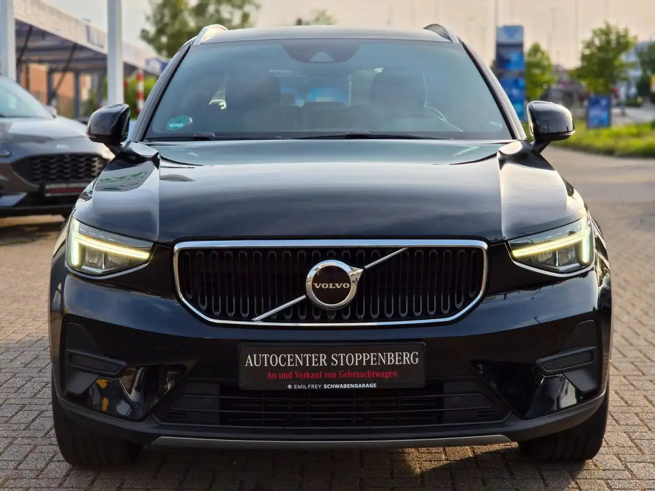 Volvo XC40 Core 2WD/Navi/Kamera/LEDs/Garantie/1.Hand, миниатюра 4