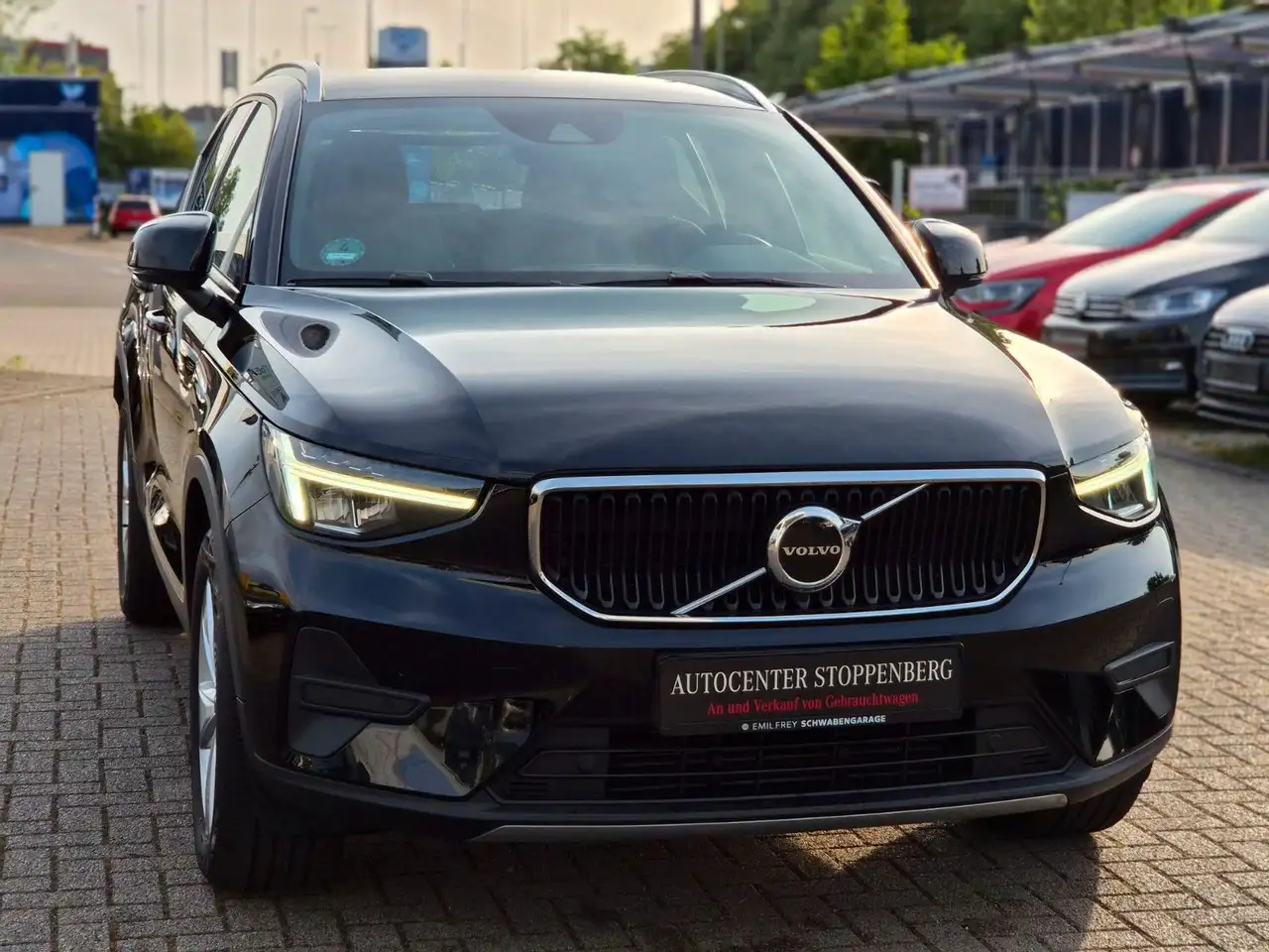 Volvo XC40 Core 2WD/Navi/Kamera/LEDs/Garantie/1.Hand, миниатюра 3