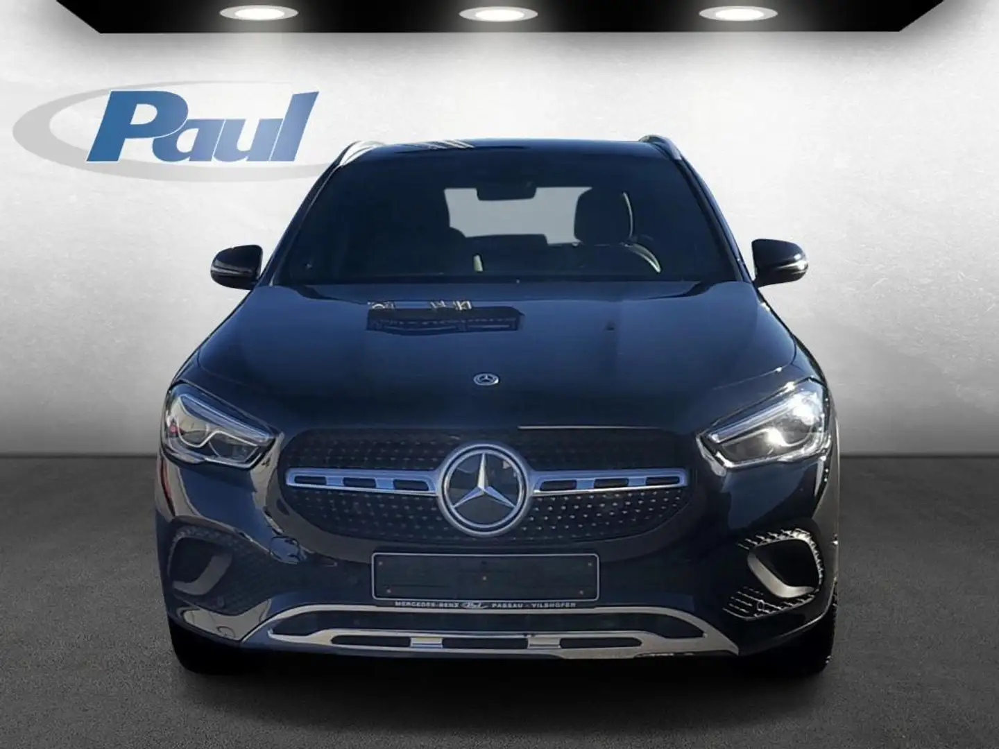 Mercedes-Benz GLA 200 KAM PDC SpurH Navi AUT Virtual KlimaA Schwarz - 2