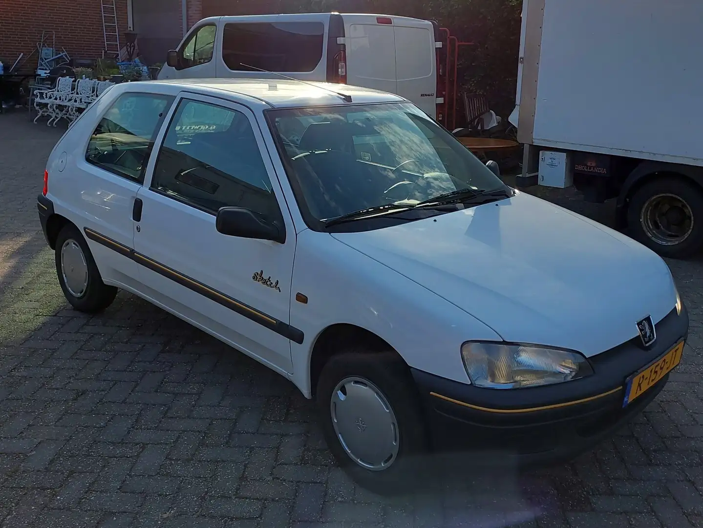 Peugeot 106 1.0 Accent Select White - 2