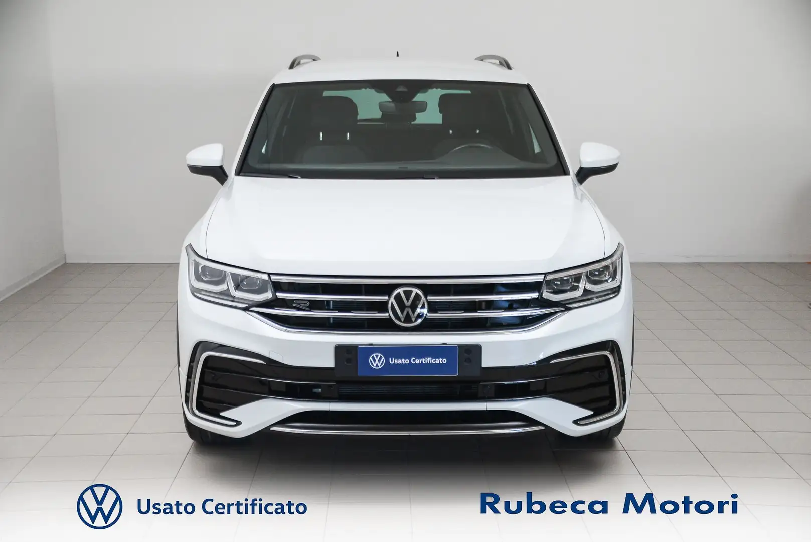 Volkswagen Tiguan 1.5 TSI ACT DSG R-Line Sport 150CV Weiß - 2