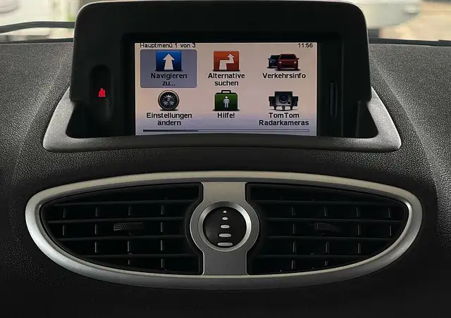 Renault Clio view 13
