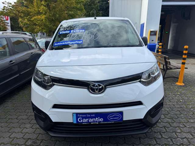 Toyota Proace 1,2-l-Turbo 81kW L1 LKW