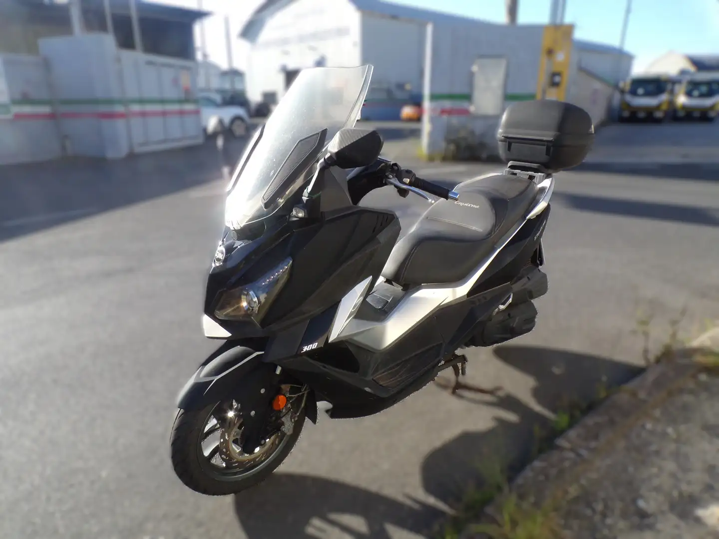 SYM Cruisym 300 POSSIBILE GARANZIA DI 12 MESI Schwarz - 1