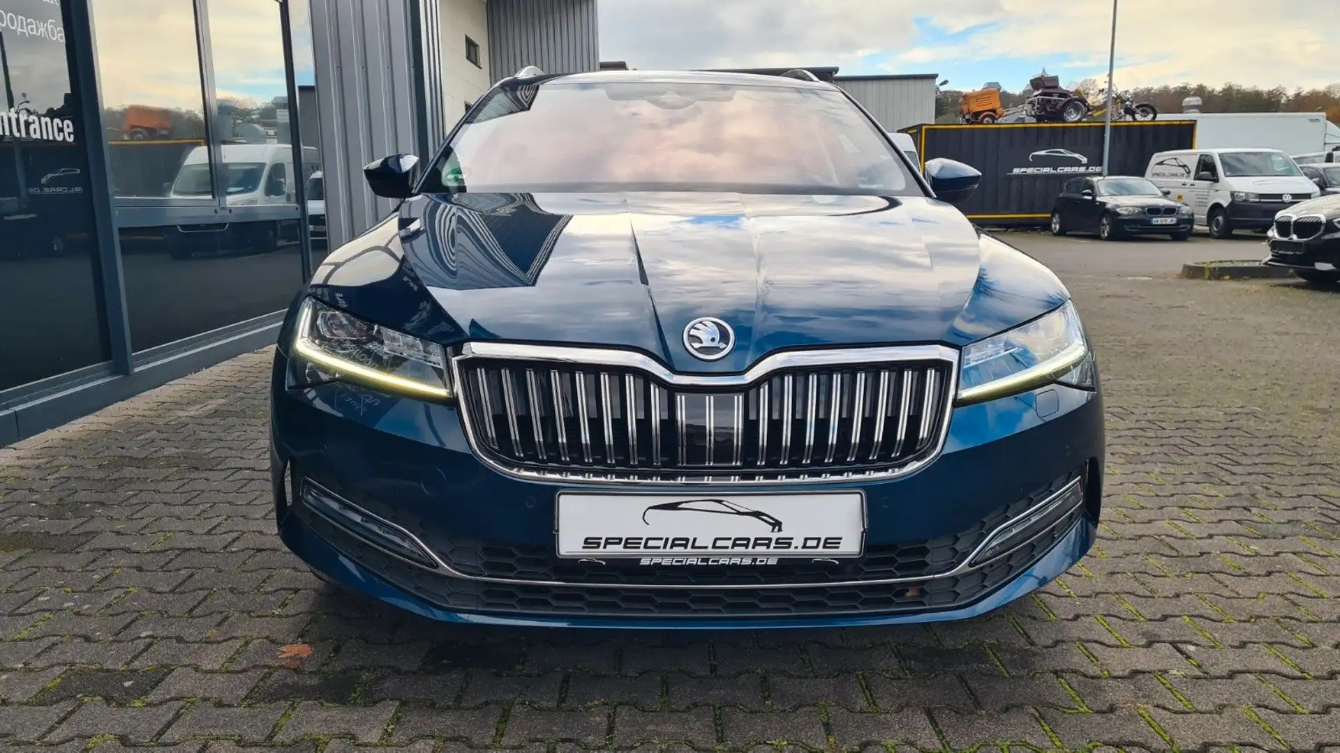 Skoda Superb Combi Style 1.5 TSi - NAVI - 18 ZOLL Blau - 2