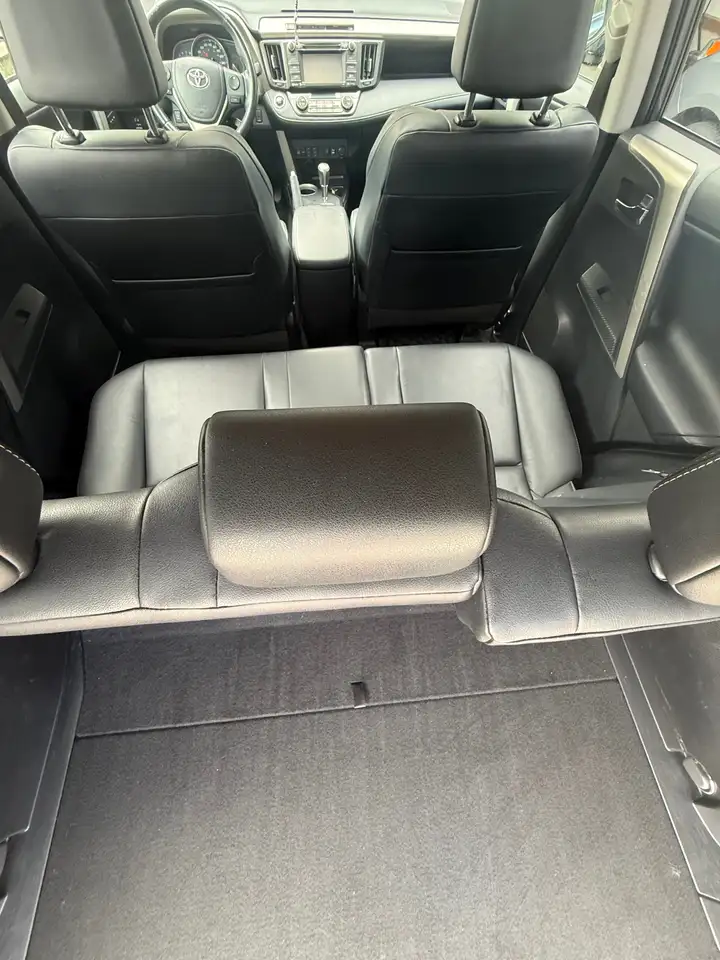 Toyota RAV 4 photo Toyota RAV 4