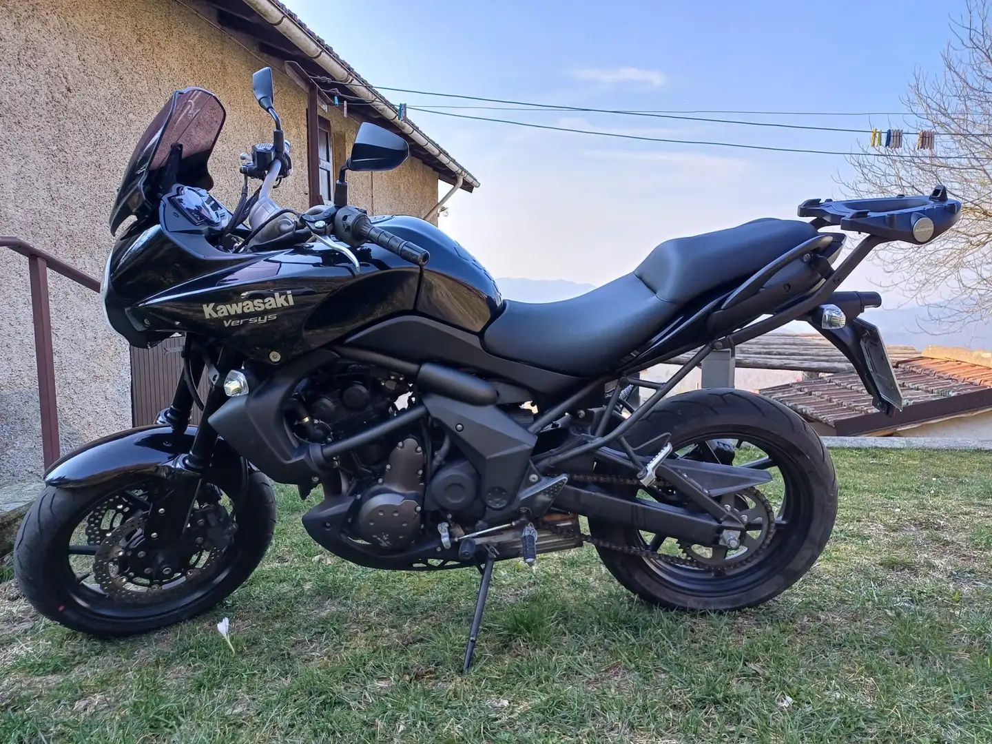 Kawasaki Versys 650 Noir - 1