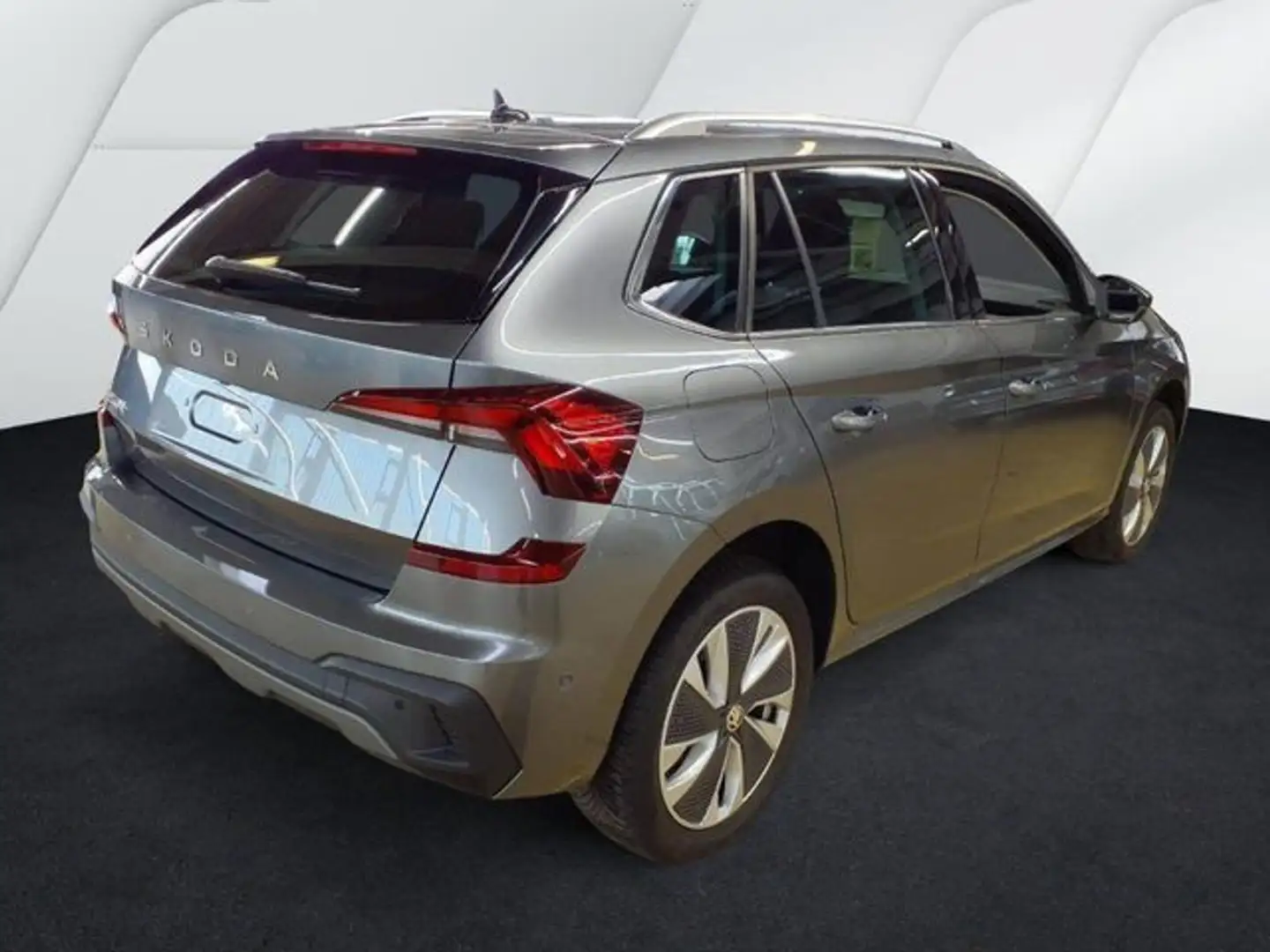 Skoda Kamiq 1.0 TSI DSG DRIVE AHK KAMERA SITZHZG VIRTU Grau - 2